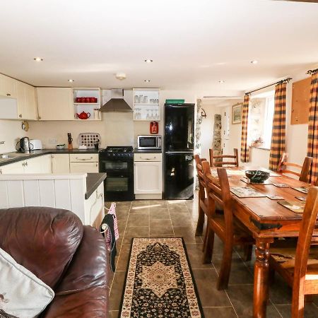 Bwthyn Yr Helyg Willow Cottage Llannor 外观 照片