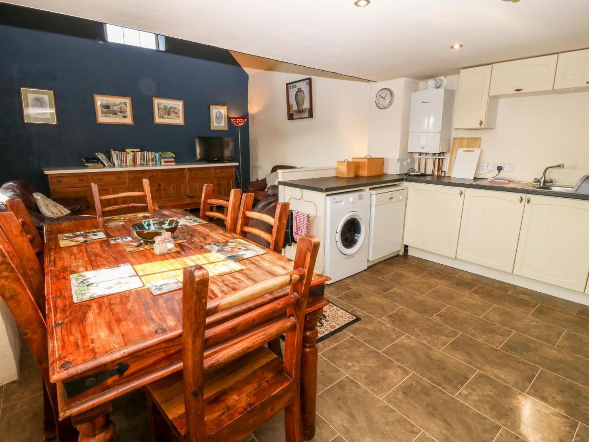 Bwthyn Yr Helyg Willow Cottage Llannor 外观 照片